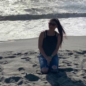 Meet your Posher, Laura